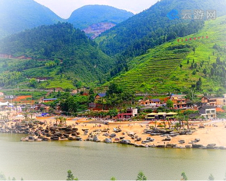 ������ɺ���ɳ̲���η羰��