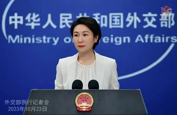 ���ر�������������Ӣ�����������007��ֻ��Ļ��